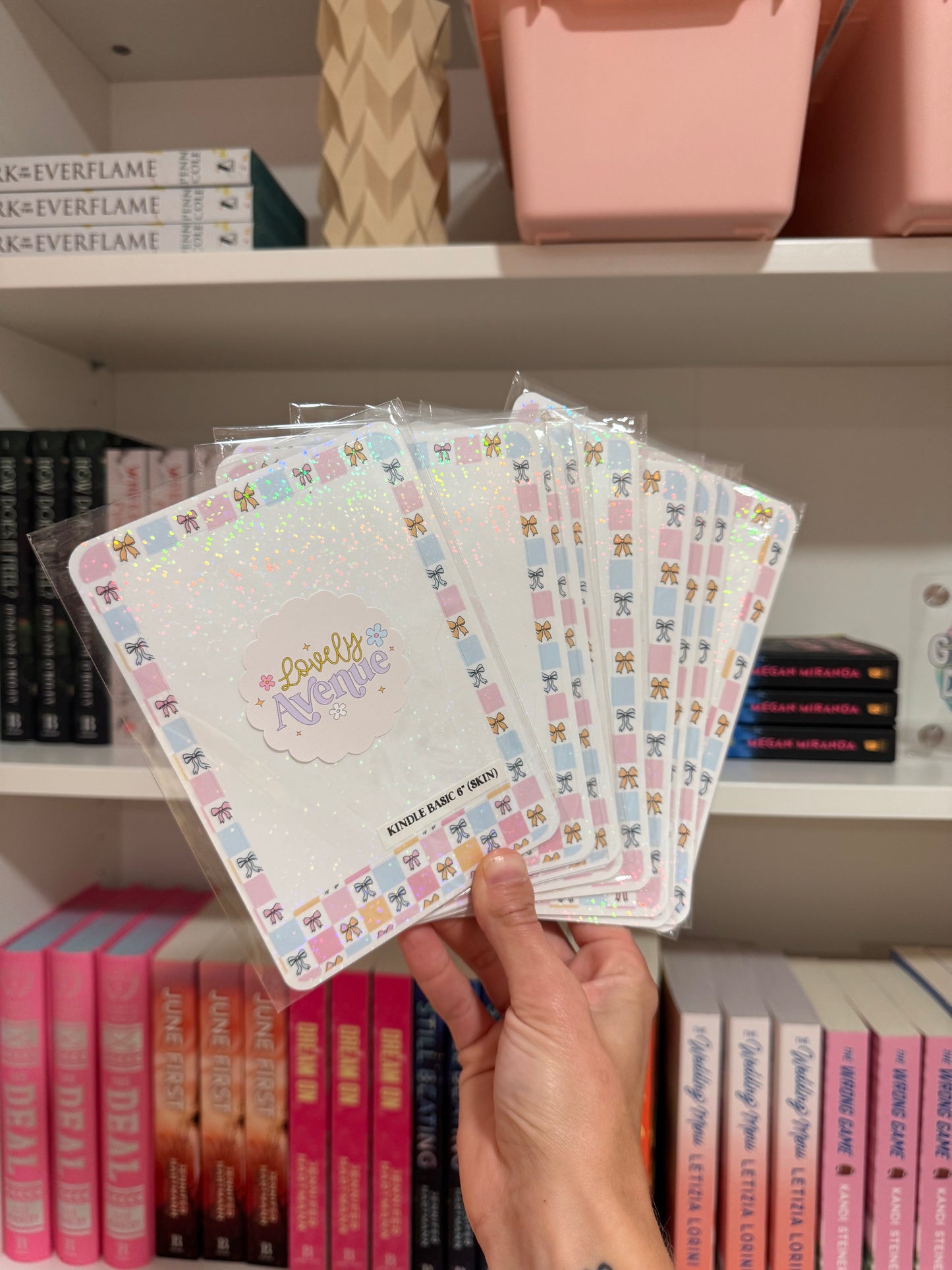 Checkered Bows E-Reader Skin